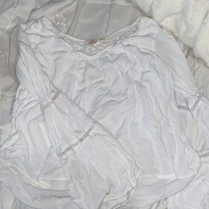 Hollister Bell Sleve Shirt!